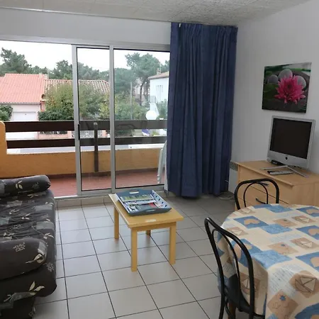 Agreable T2 Climatise شقة